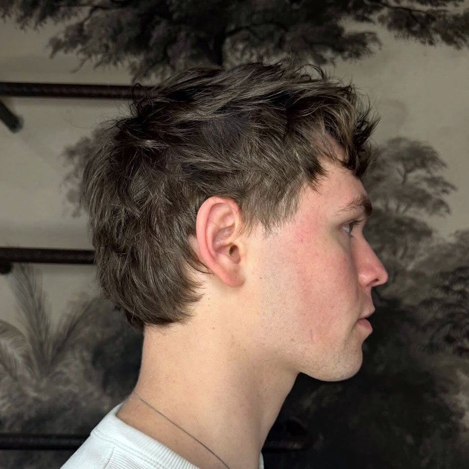 Removing Weight Around The Ears For Men's Haircuts