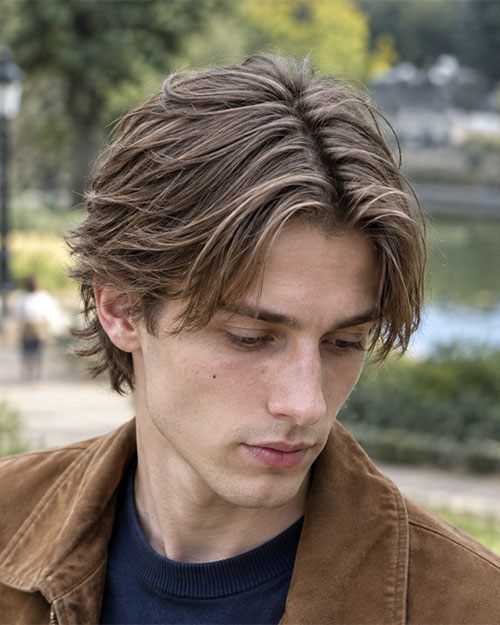 Shaggy Middle Part